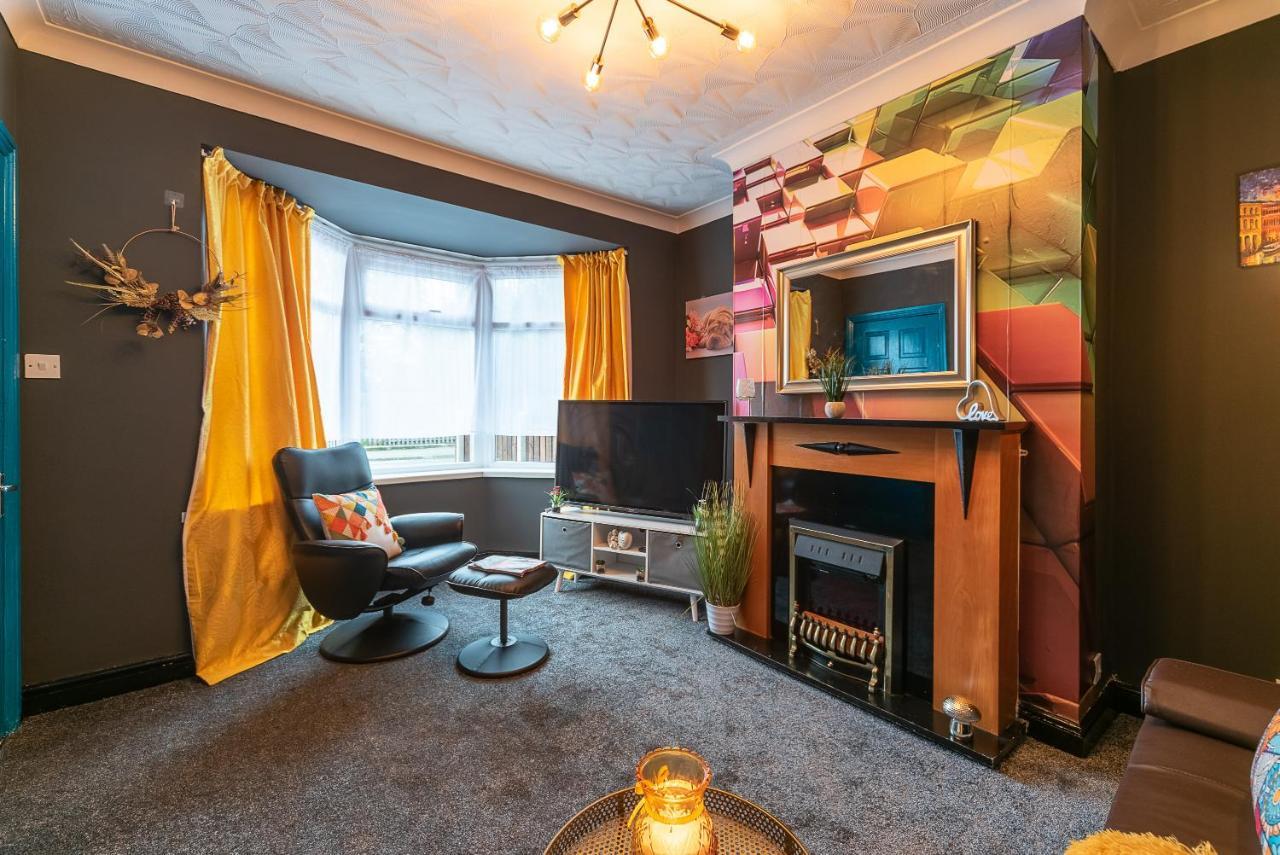 J'S Home Away From Home Fresh 2 Bedroom Garden Parking Kingston upon Hull Esterno foto